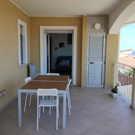 Agora 2 Apartman Parghelia